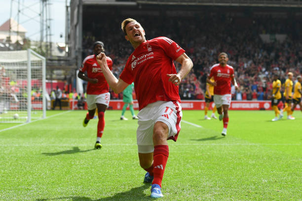 姿态示人 姿态示人