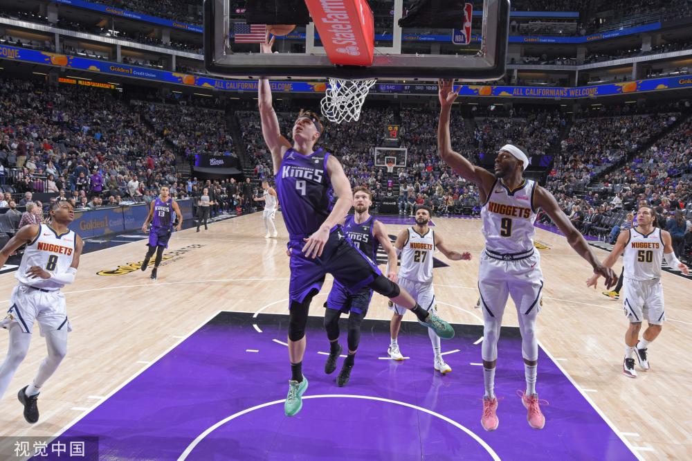 星光熠熠的 星光熠熠的