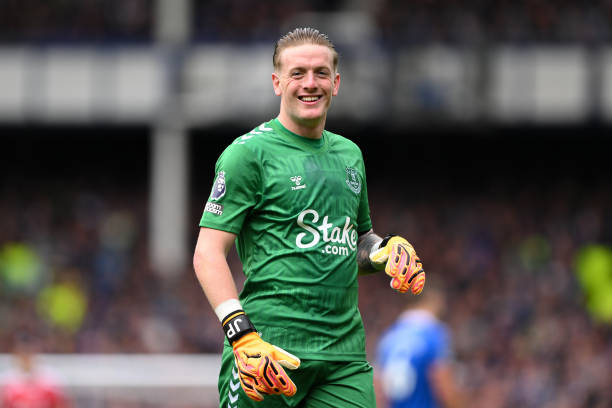 他的健康状 他的健康状